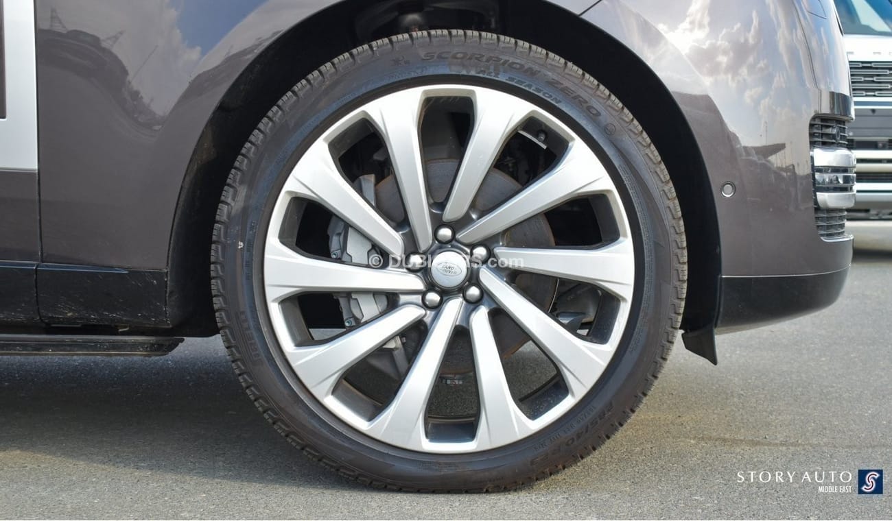 لاند روفر رينج روفر P400 3.0P MHEV SE LWB AWD Aut.