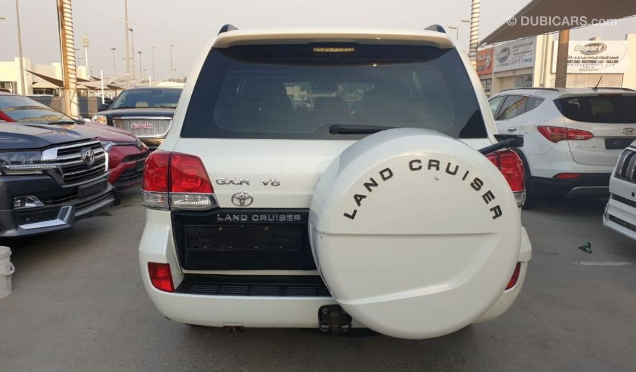 Toyota Land Cruiser TOYOTA LAND CRUISER  V8  GX.R Gcc