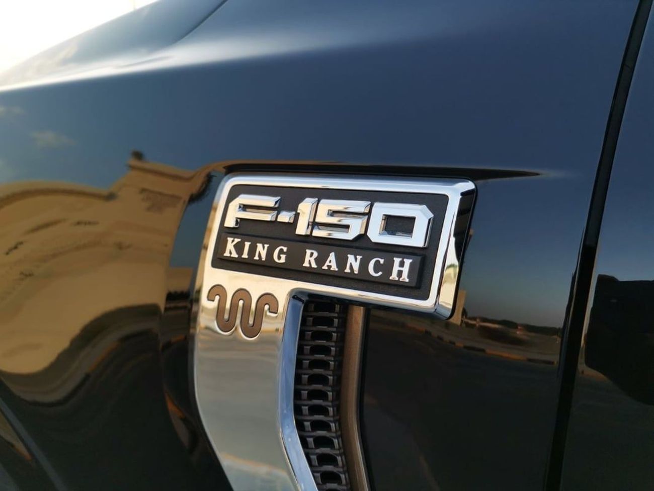 فورد F 150 Ford F-150 KING RANCH ( XL ) - 2023 - Black