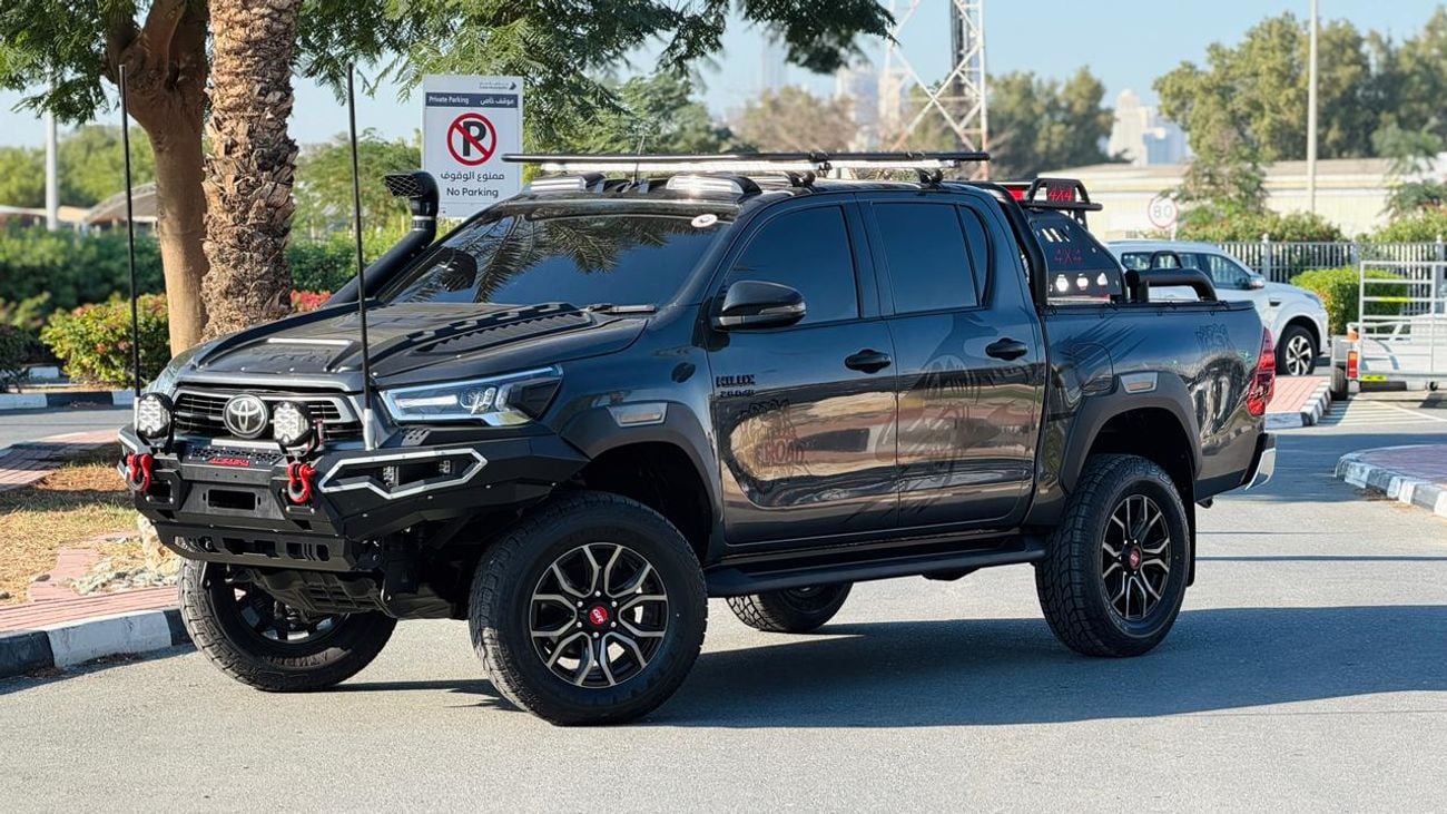 Toyota Hilux FRONT BUMPER | 4X4 SPORTS BAR | LEATHER SEATS | AUTO | 2.8L DIESEL | POWER SEATS