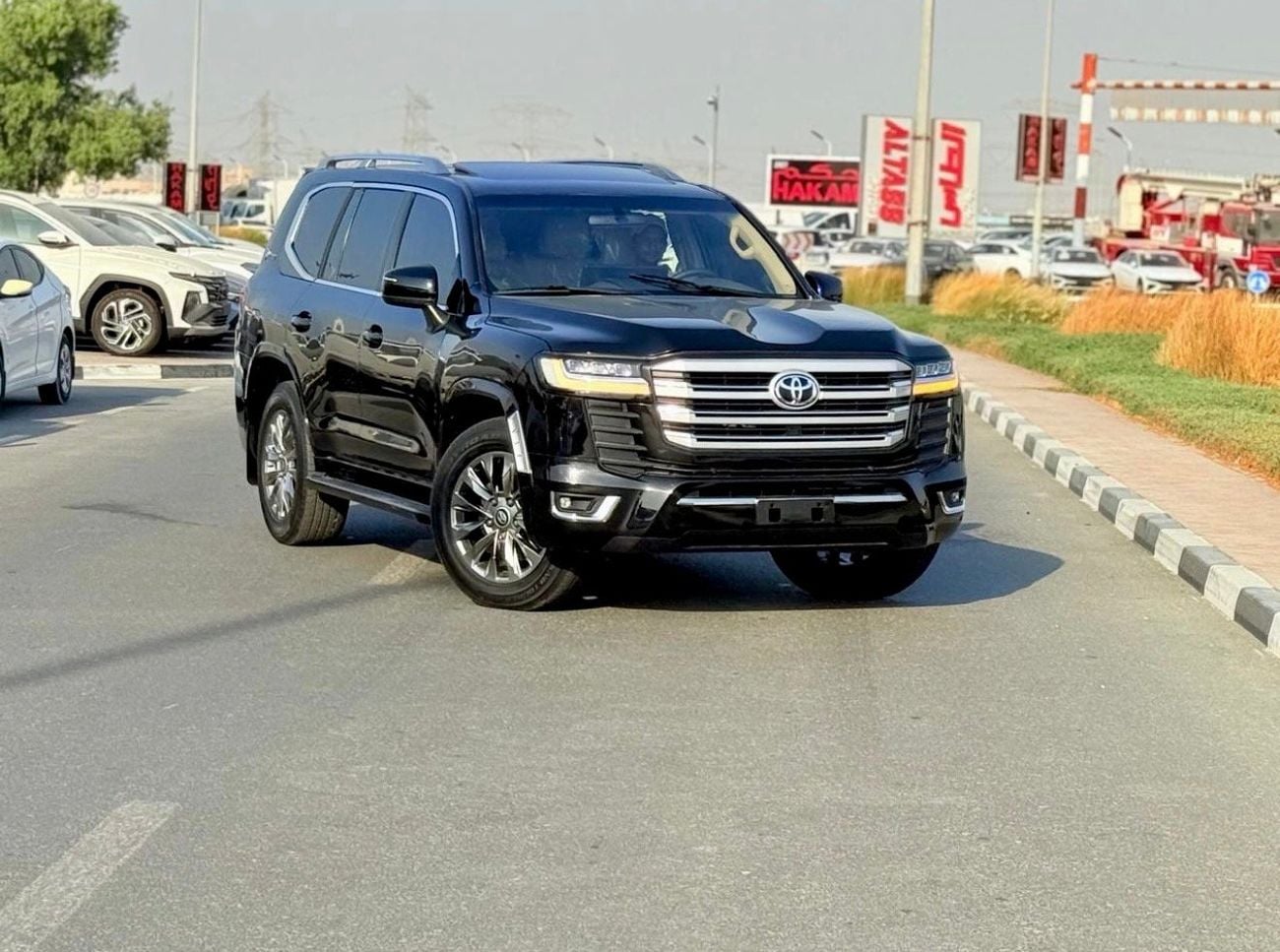 Toyota Land Cruiser Toyota landcuriser GXR V6 Years 2017 full upgrade inside and outside 2025  full option 4.0 L petrol