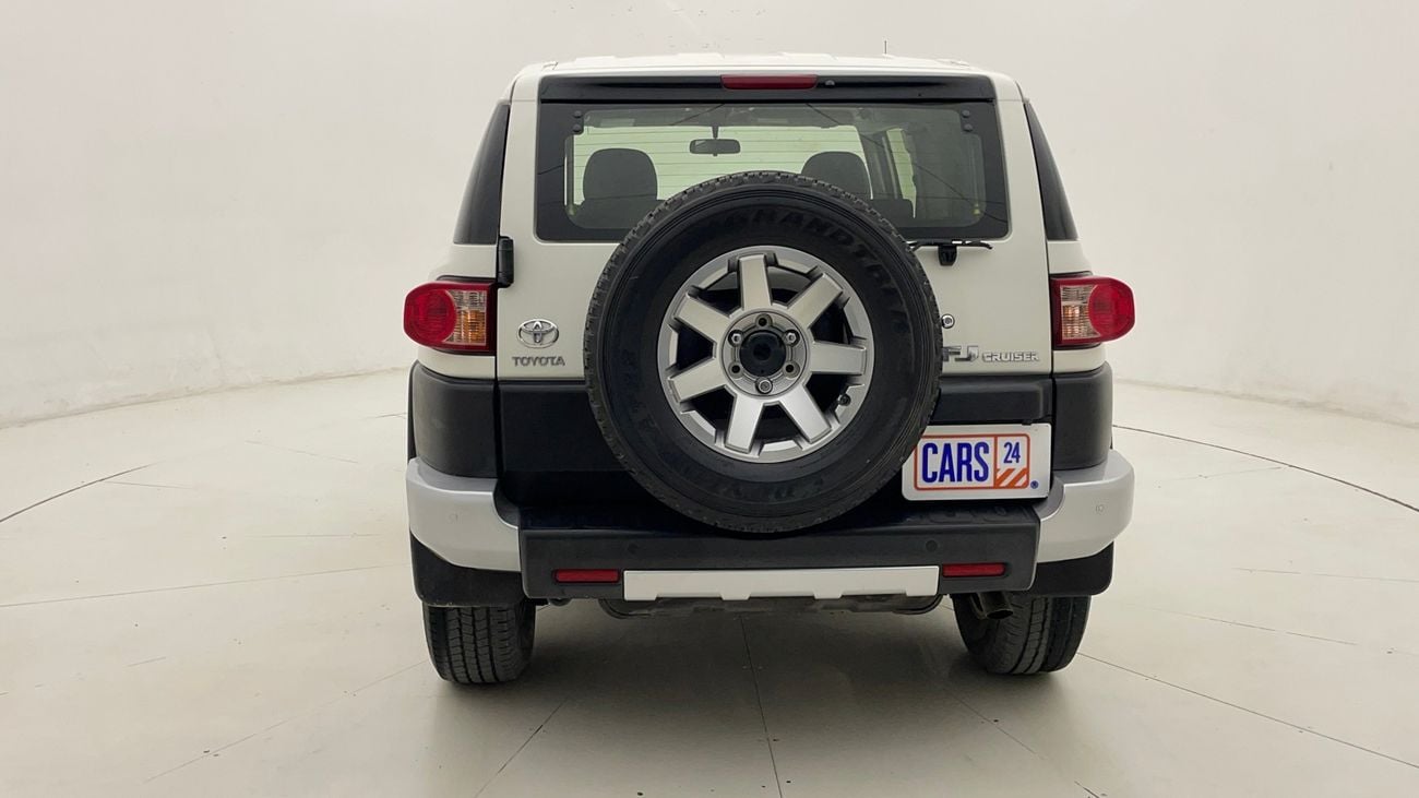 Toyota FJ Cruiser GXR 4 | Zero Down Payment | Home Test Drive