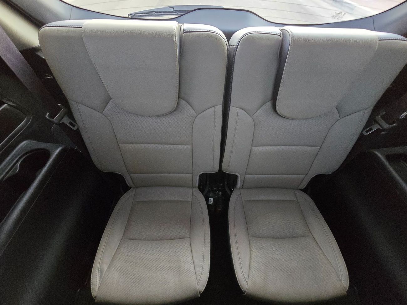 Kia Carens EX Deluxe 2.0L