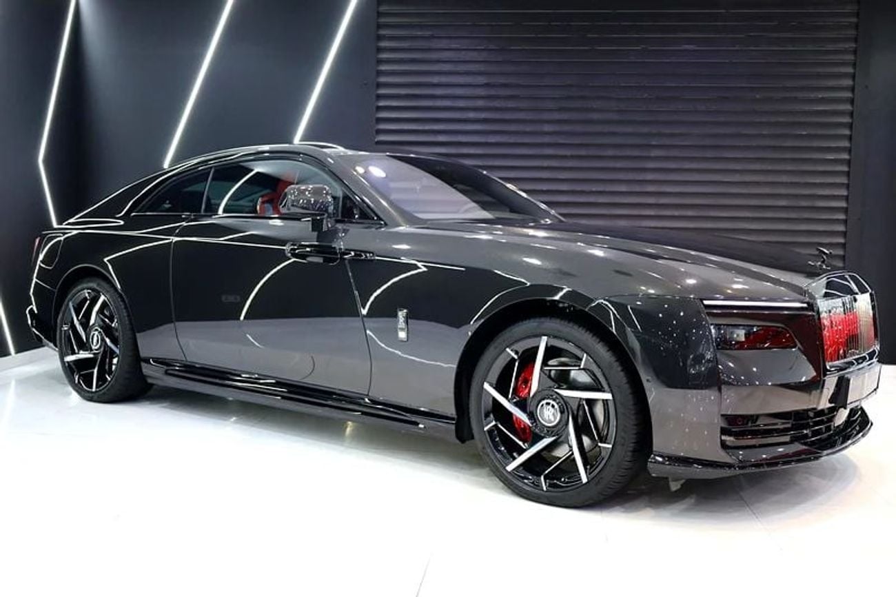 رولز رويس سبيكتر STD 2025 Rolls Royce Spectre Black Badge, Bespoke Audio, Two-Tone Interior, Dealer Warranty + Service!!