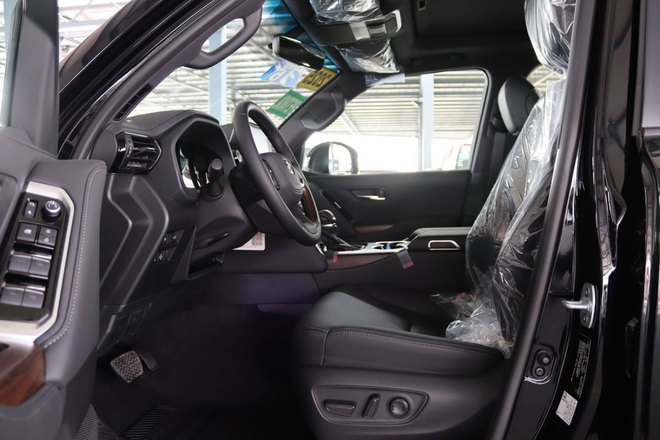 تويوتا لاند كروزر GXR 4.0 V6 **EXPORT ONLY**التصدير فقط خارج الخليج***