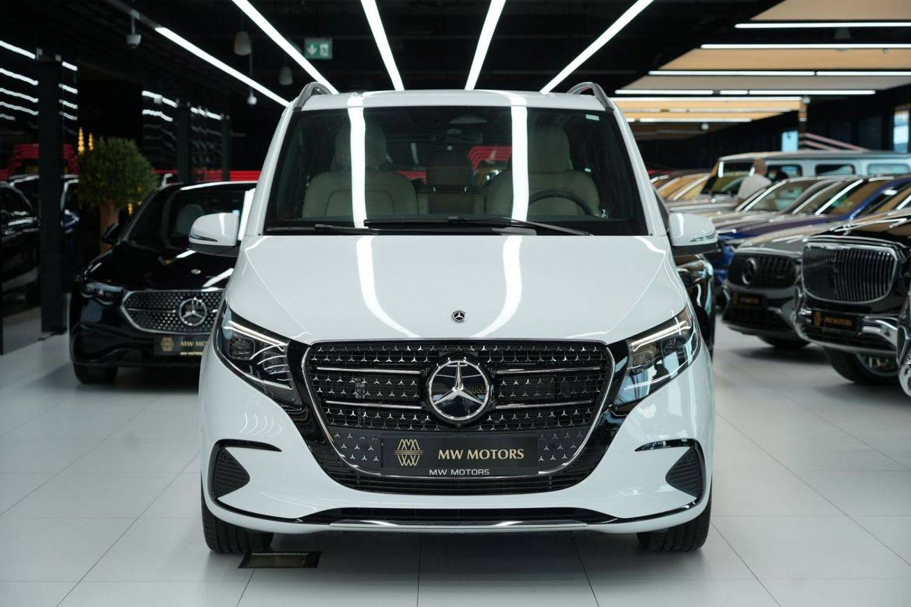 مرسيدس بنز V 300 Mercede-Benz V 300 AVANTGARDE | 2026 GCC 0km | Agency Warranty | 360 View | 64 colors Ambeint Lights