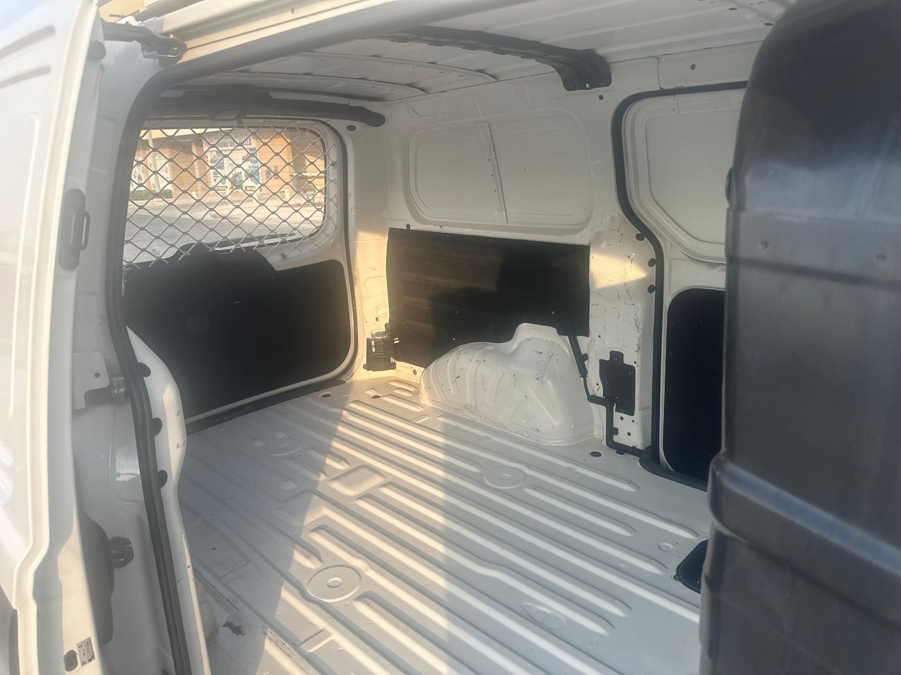 هيونداي H1 ستاريكس 2.4