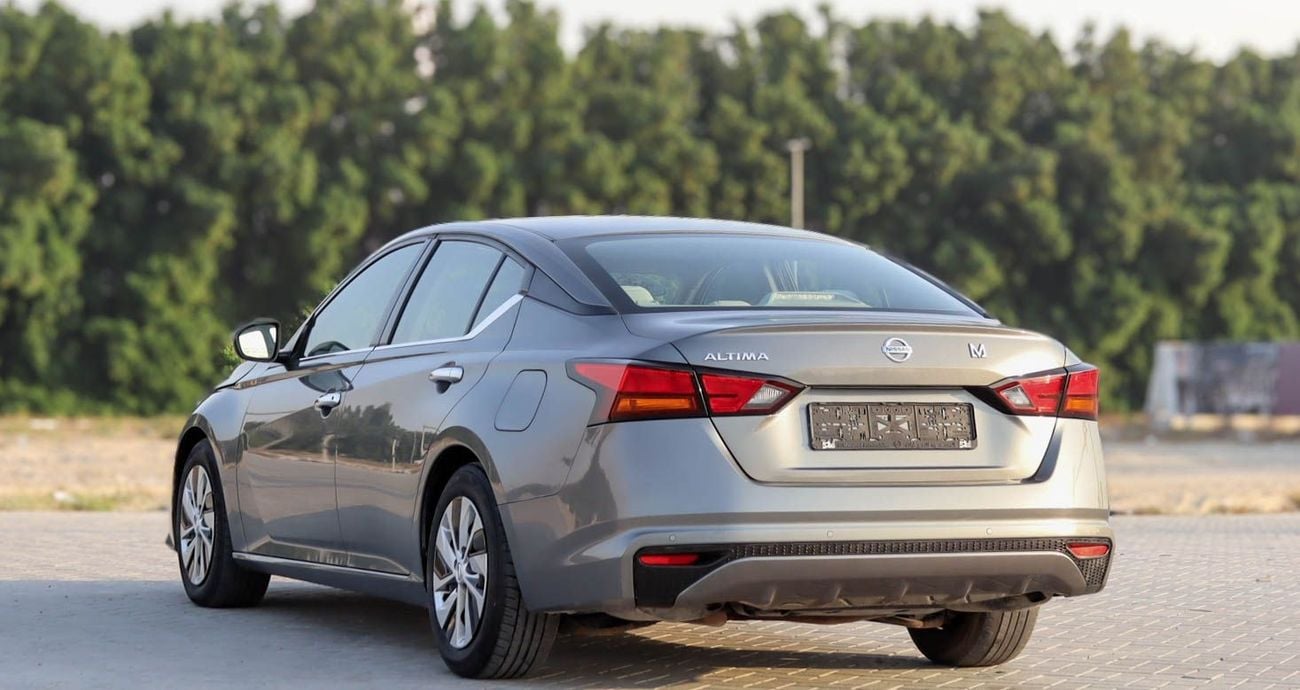 Nissan Altima S 2.5L NISSAN ALTIMA 2.5L 2021 GCC accident free in excellent condition 1217 P.M