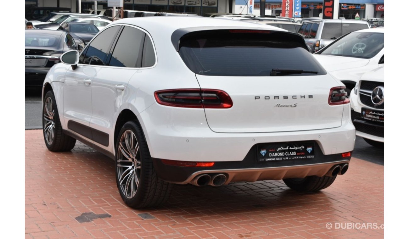 Porsche Macan S