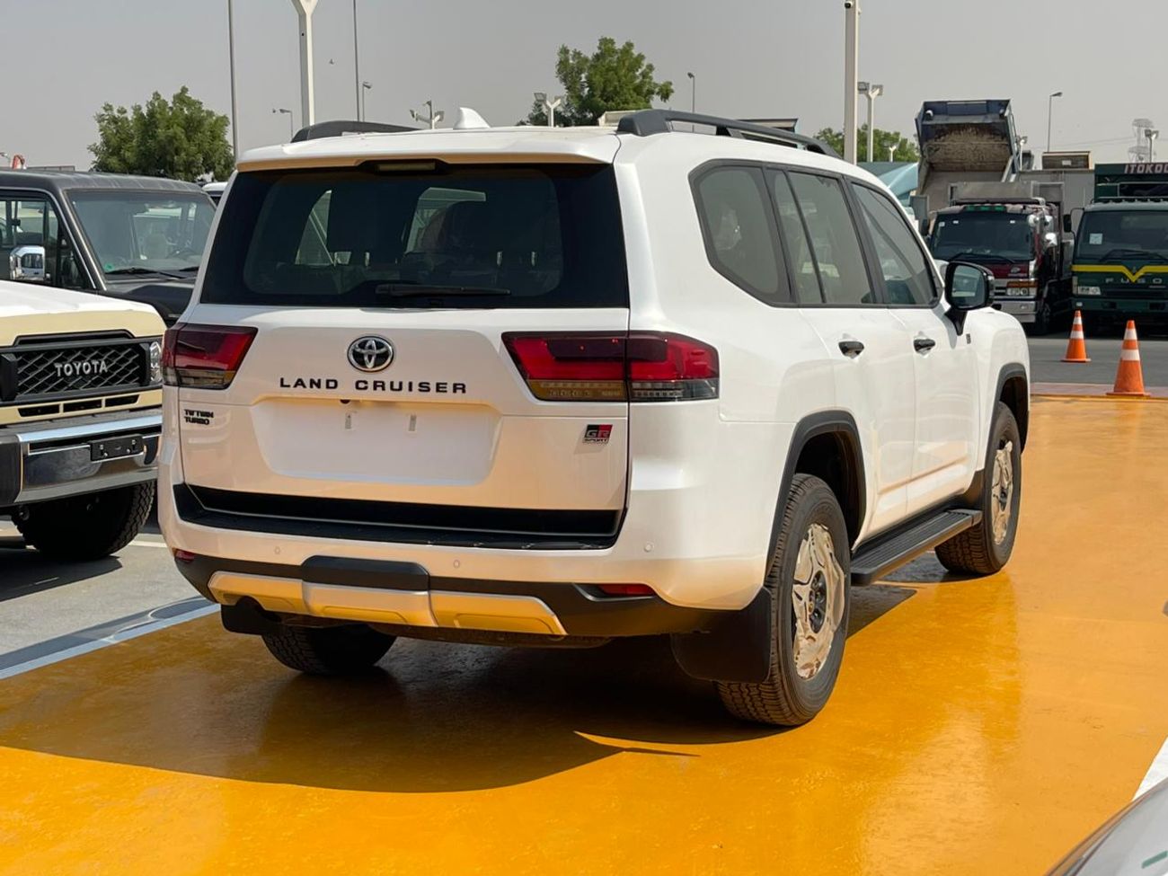 تويوتا لاند كروزر Toyota Land Cruiser GR-S 3.3L DIESEL 2025