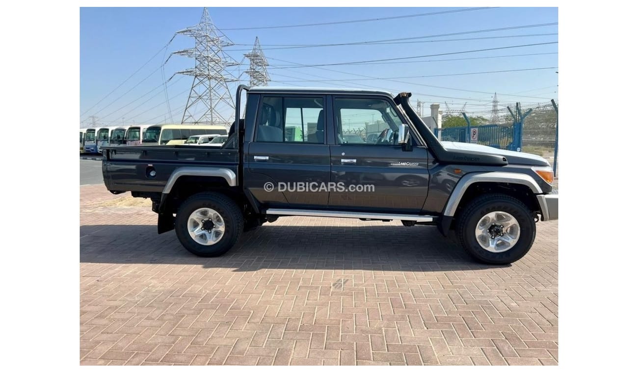 تويوتا لاند كروزر بيك آب VDJ79 4.5L V8 Full option