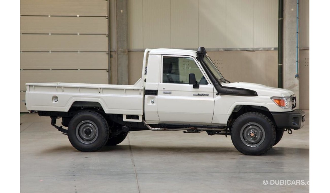 Toyota Land Cruiser Pick Up Single Cabin 4.2L Diesel V6