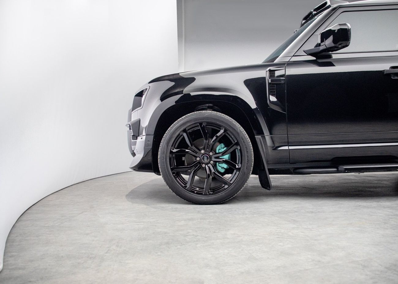 لاند روفر ديفندر P300 110 S 2.0L (7 Seater)