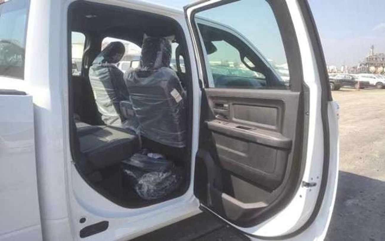 رام 2500 Ram 2500 Crew Cab Tradesman 6.4L 4WD (5-Seater)