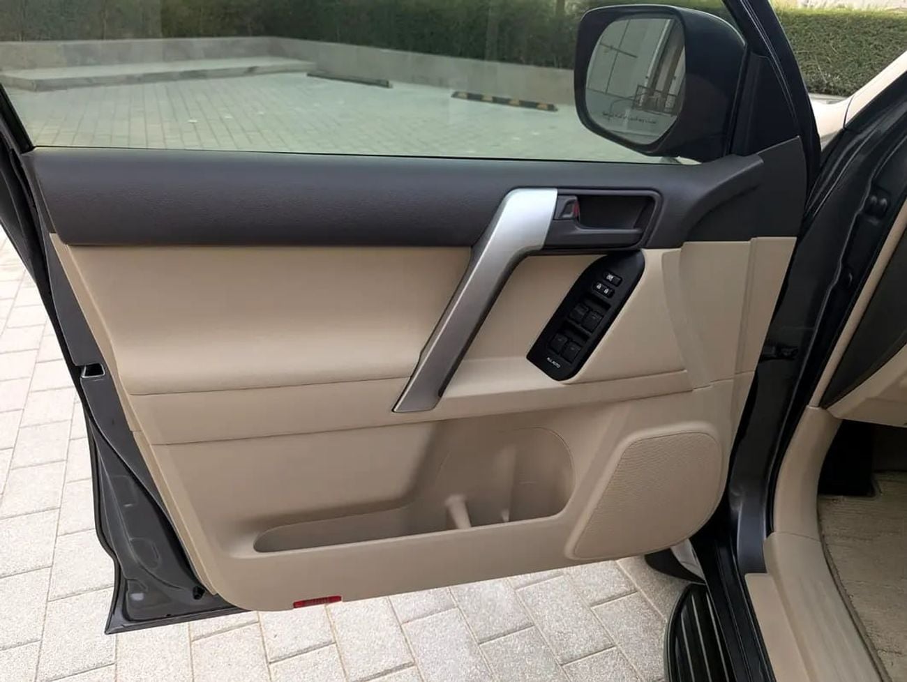 تويوتا برادو TX-L Top full Option V6 4.0L Excellent Condition GCC specs