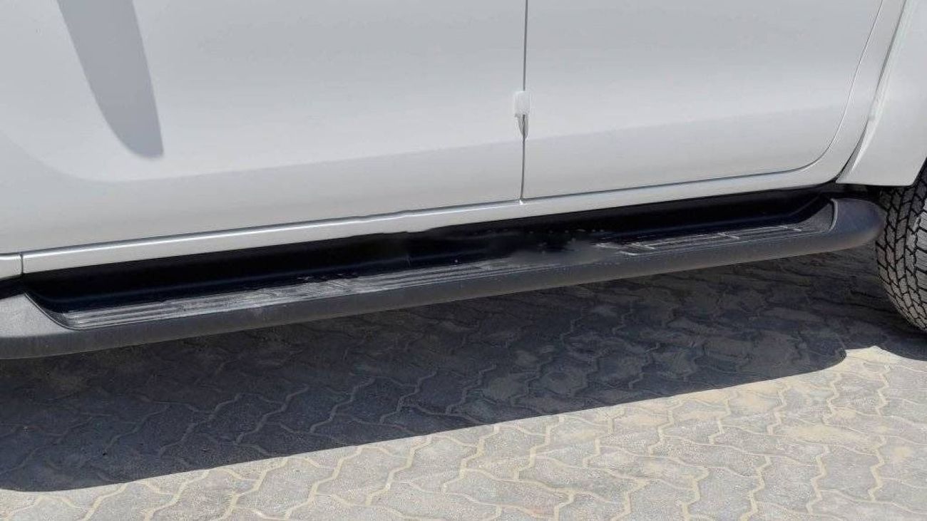 Toyota Hilux 2.7 DC GLX  4X4 PETROL, MANUAL AC, KEY START, MODEL 2024