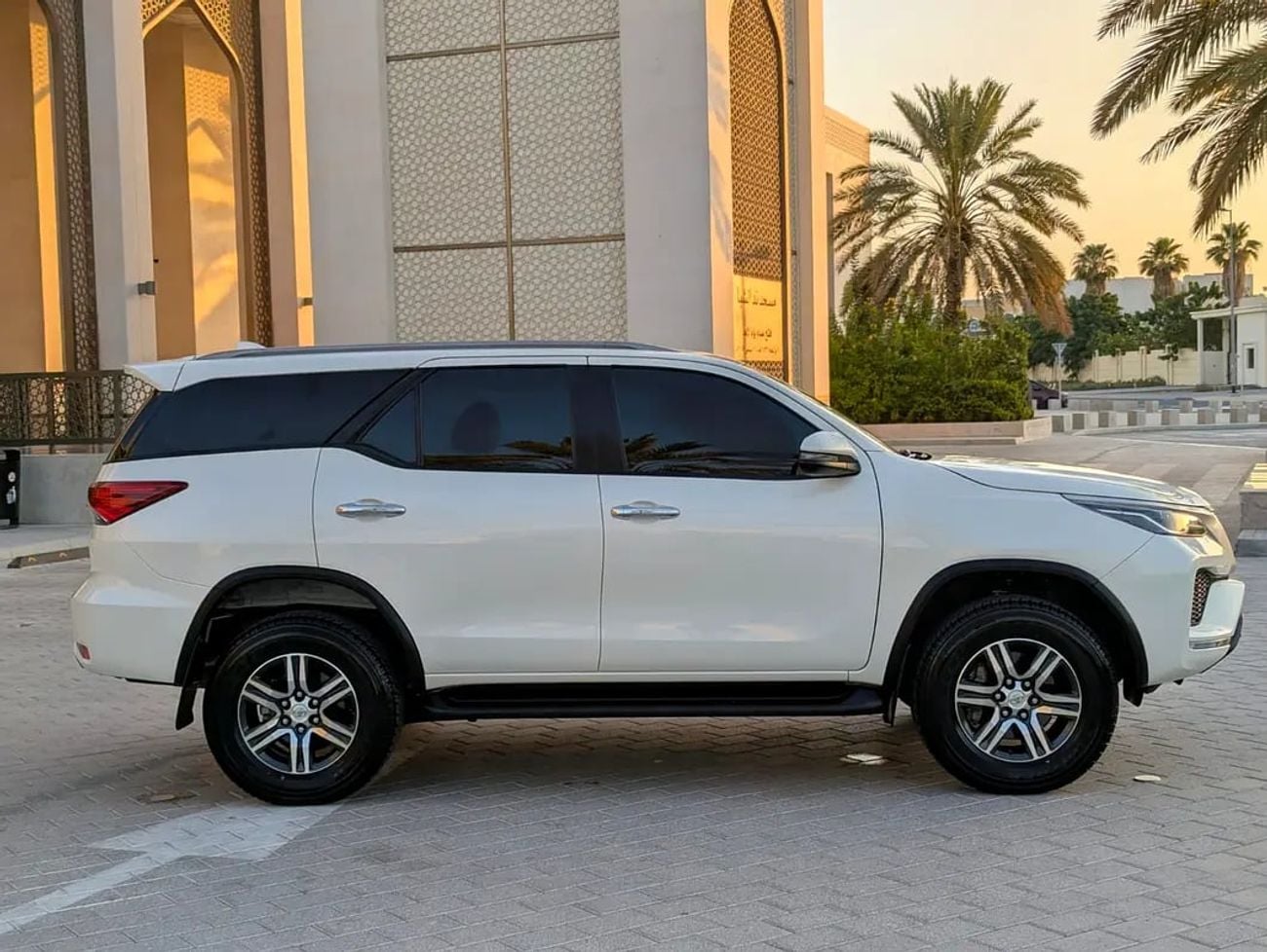 Toyota Fortuner EXR | 2.7L 4x4 | GCC Specs | Interior and Exterior Excellent Condition