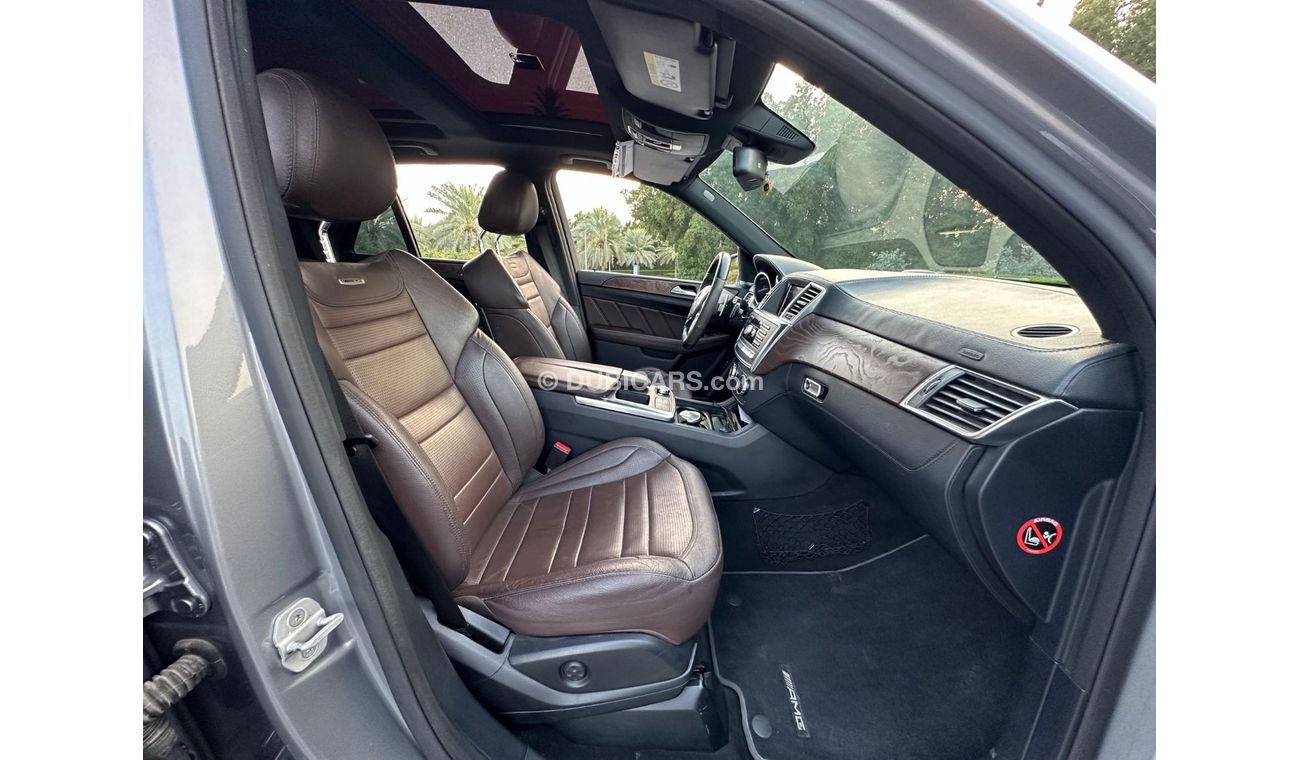 Mercedes-Benz ML 63 AMG Std Mercedes ML-63 AMG 2015 GCC V8 Perfect Condition - Full OPtion