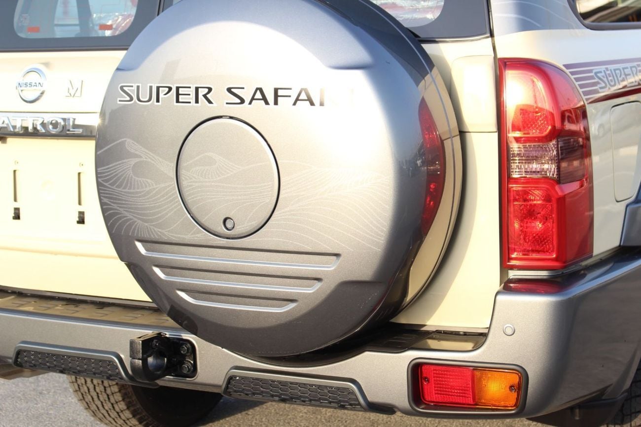 Nissan Patrol Super Safari Manual Gear |Brand New | Under Official Dealer Warranty | Full Option