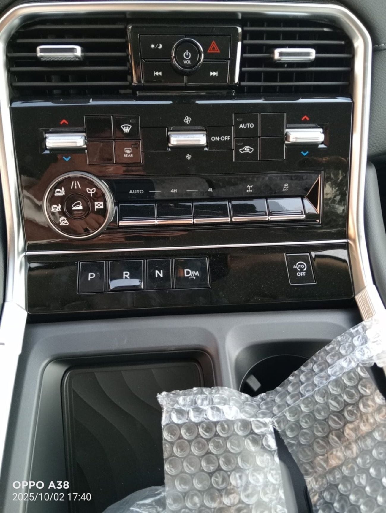 نيسان باترول LE TITANIUM Nissan  Patrol LE 3.5 L Turbo Type 1  ,2026