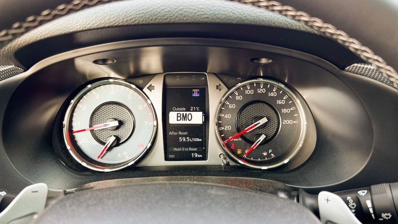 تويوتا هيلوكس  EXPORT ONLY - 2026 Toyota Hilux 4.0L