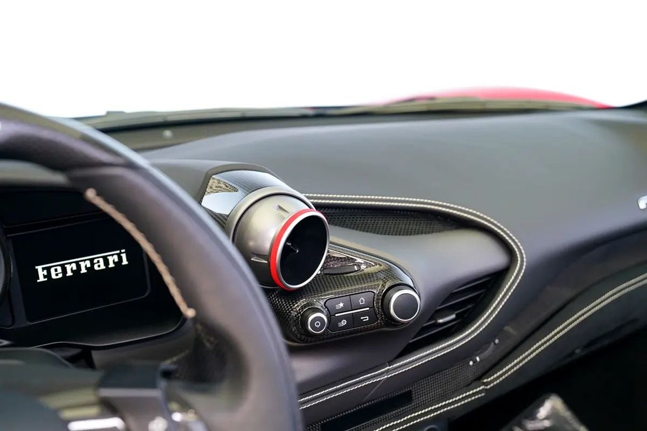 فيراري ف ٨ سبيدر STD 3.9T V8
