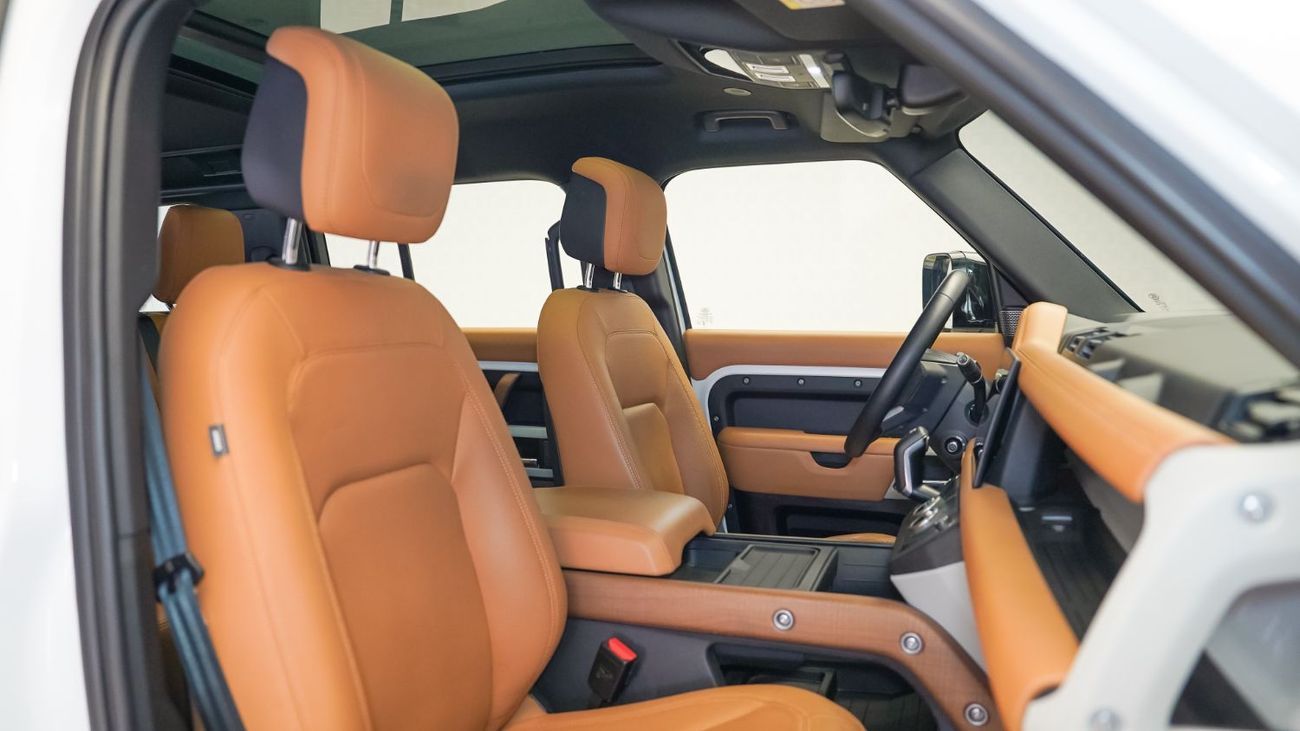 Land Rover Defender P400 110 HSE 3.0L (5 Seater) UAE's Very Best Example | AED 4,866 Per Month