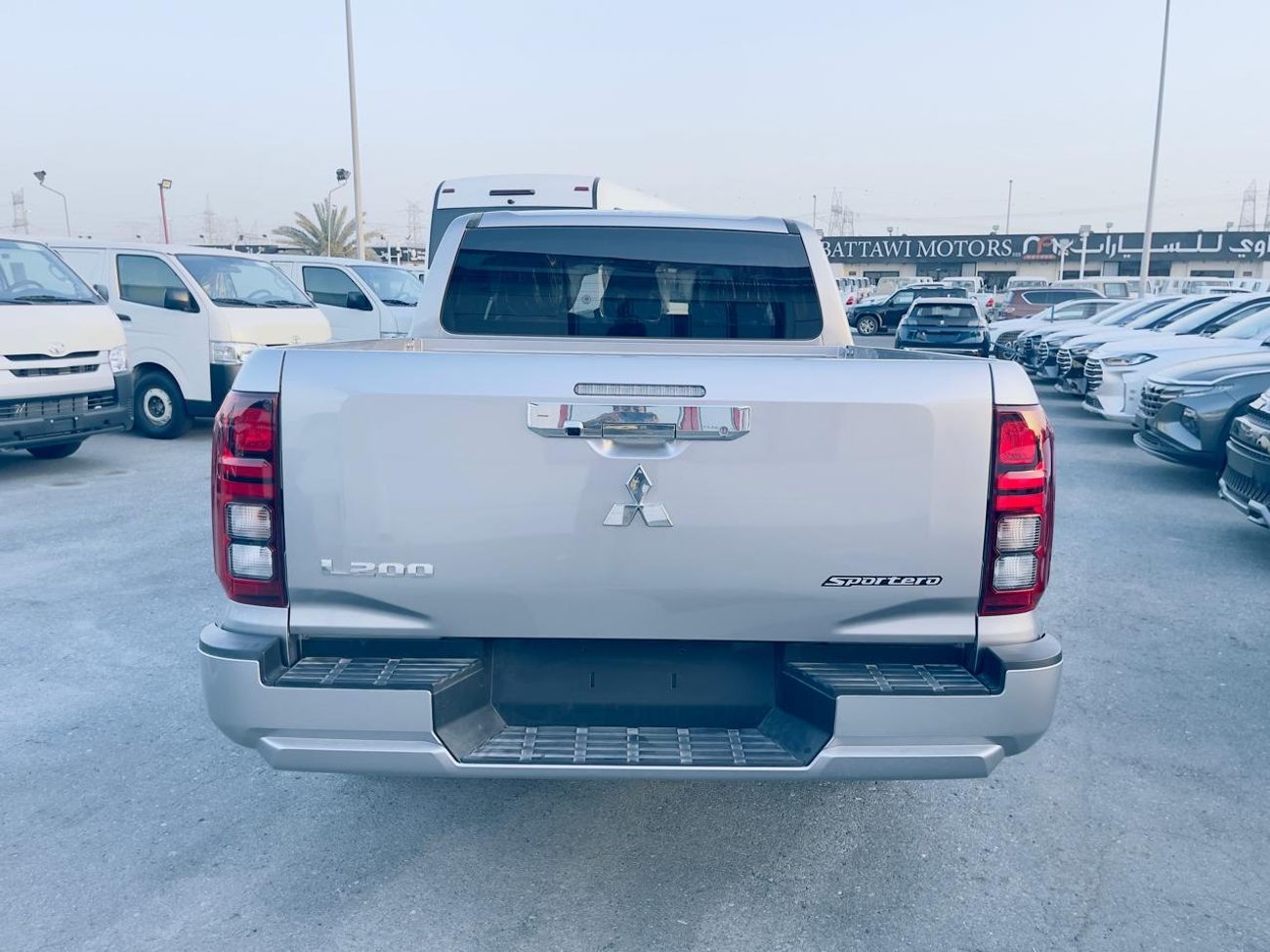 Mitsubishi L200 MITSUBISHI L200 SPORTERO 2.4L TURBO 2025