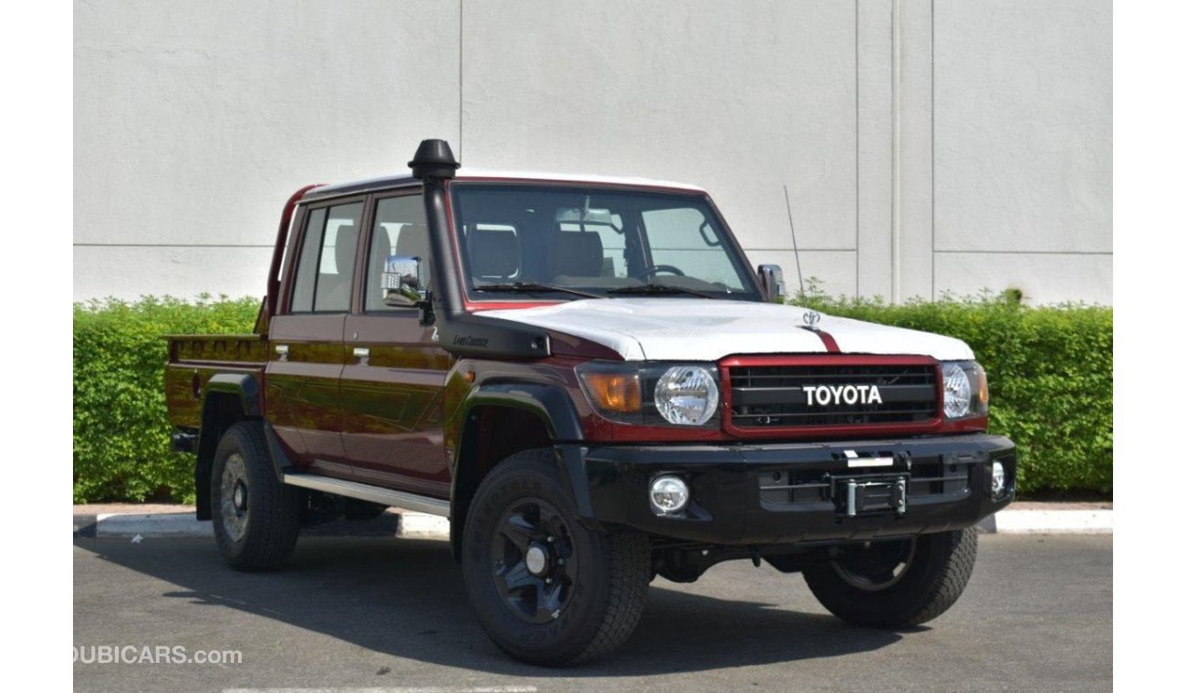 تويوتا لاند كروزر بيك آب 79 DOUBLE CAB PICKUP LIMITED LX V6 4.0L PETROL MANUAL TRANSMISSION - 70TH ANNIVERSARY