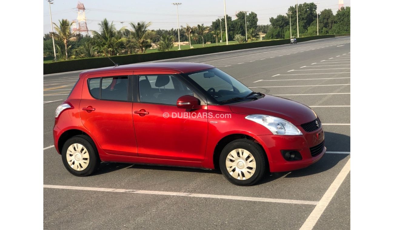 سوزوكي سويفت موديل 2015 خليجي حاله ممتازه من الداخل والخارج