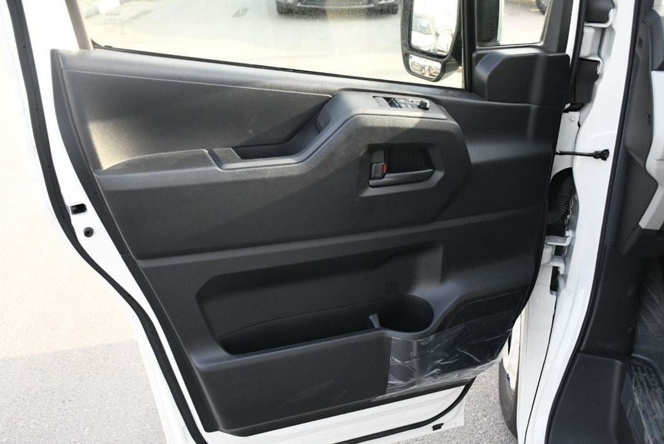 Toyota Hiace Hiace 3.5L MT With Rear Heater