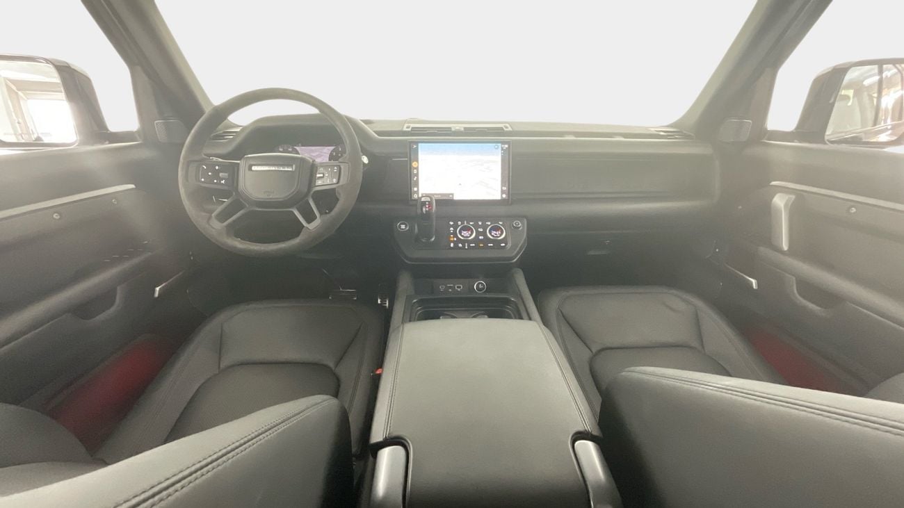 لاند روفر ديفندر 110 V8 | شامل الضمان | 0 ﺪﻔﻋﺓ ﺃﻮﻟﻯ