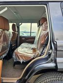 تويوتا لاند كروزر 70 LX LC76 / 4.0L PETROL A/T / DIFFLOCK / WINCH, SNORKEL / REFRIGERATOR / OVER FENDER (CODE # 76PAF)