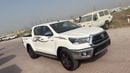 Toyota Hilux SR5 manual transimtion