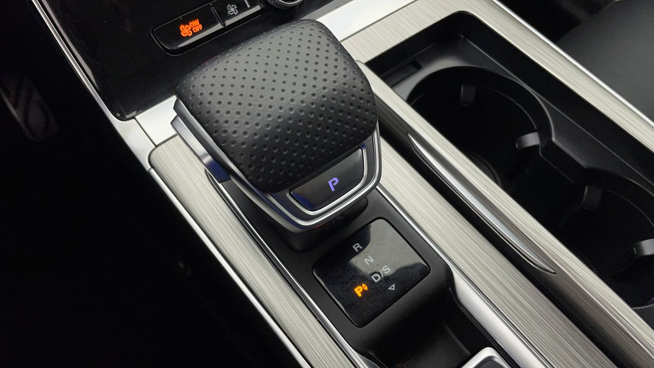 MG RX5 LUXURY 1.5 | Zero Down Payment | Home Test Drive