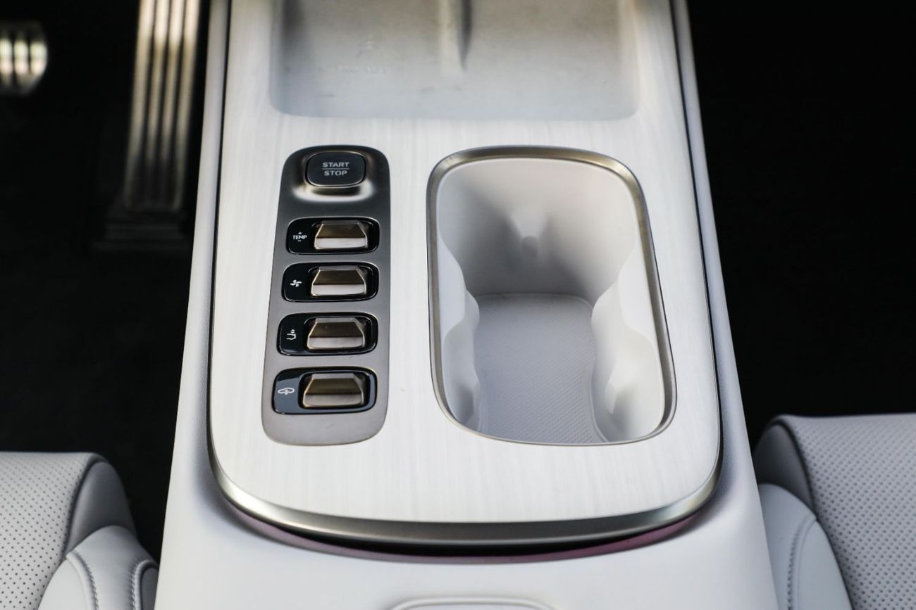 Xiaomi SU7 2024 XIAOMI SU7 MAX - Orange inside Grey