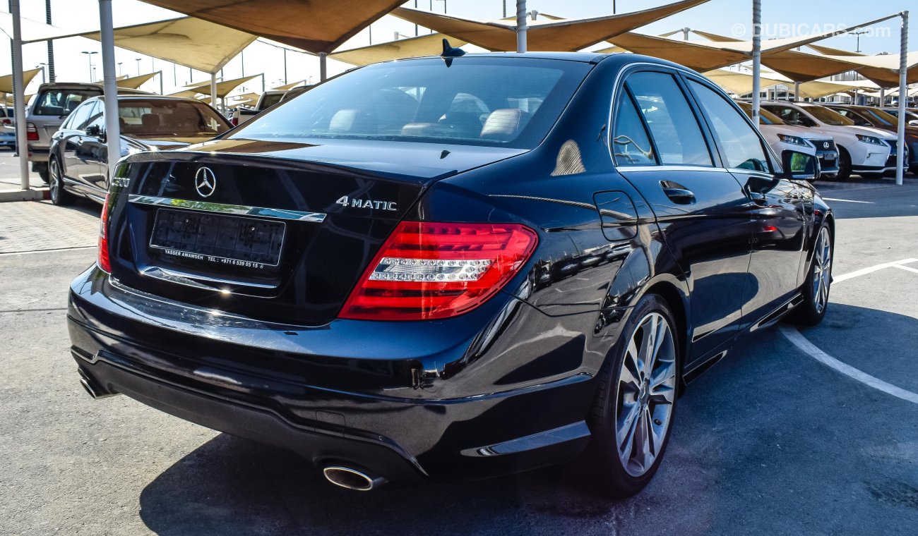 Mercedes-Benz C 300 4MATIC