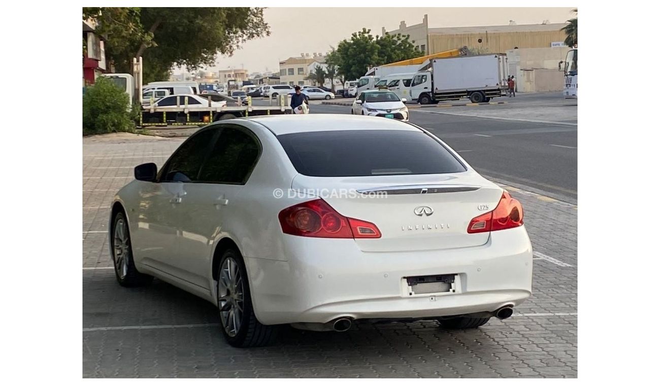 Infiniti G25 Infiniti G25 Model: 2014 Price : 29,000 dirhams  Mileage : 173,000 km  Gulf specifications, full opt