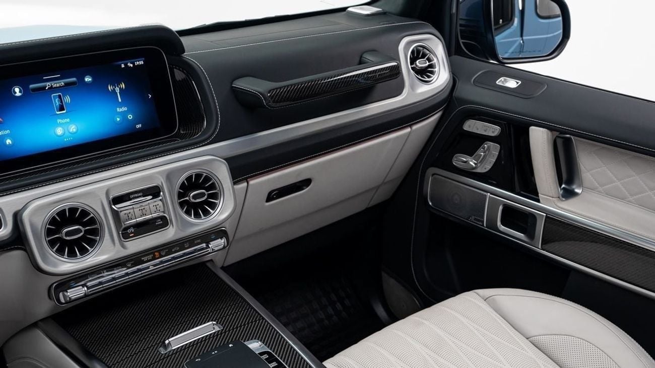 Mercedes-Benz G 63 AMG - 2025 -  GCC Specs - Under Warranty and Service Contract