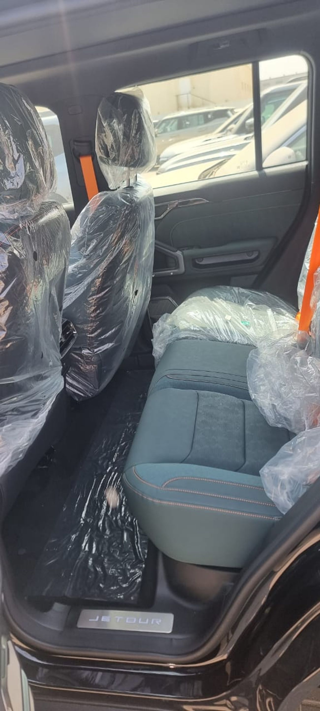 جيتور T2 2.0T 8AT FULL OPTION  2025 GCC SPECS (EXPORT ONLY)