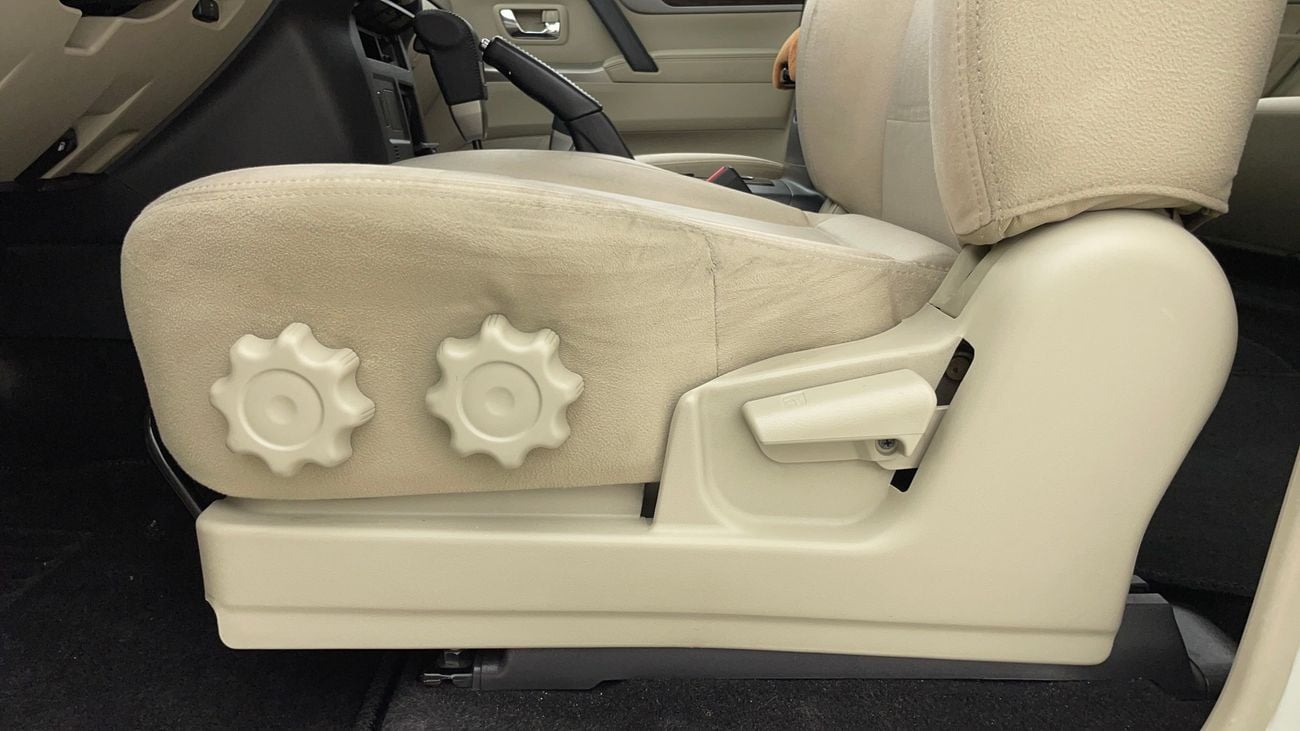 Mitsubishi Pajero GLS MID 3.5 | Zero Down Payment | Home Test Drive