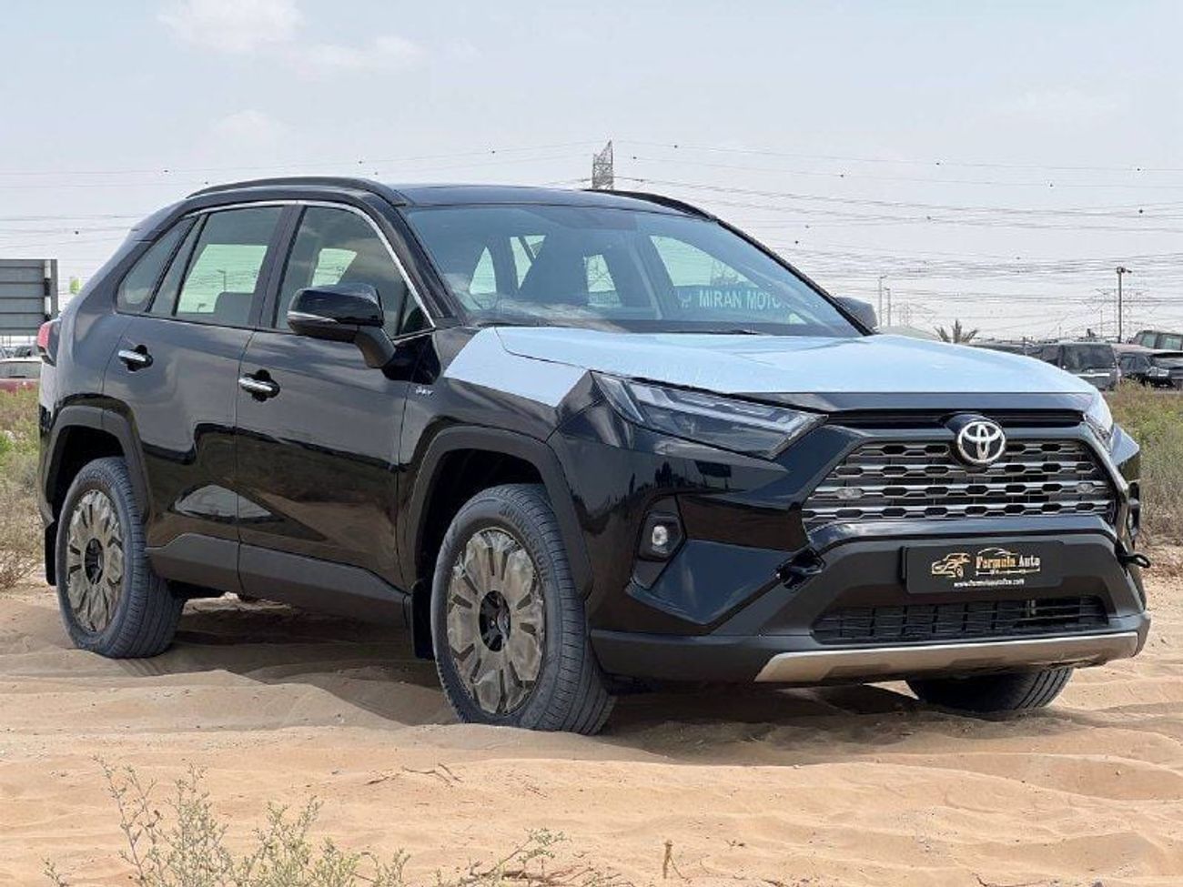 تويوتا راف ٤ 2.5L HEV A/T // 2025 // FULL OPTION WITH PANORAMIC , DVD&BACK CAMERA , COOLING SEATS //SPECIAL OFFER