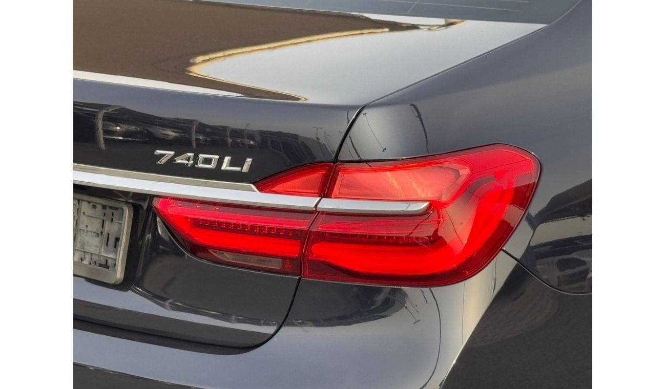 BMW 740Li Luxury 3.0L (335 HP) BMW 740Li / 2016 / GCC / Only 59,000KM / Full Option/ Free Accident/ 3 Keys