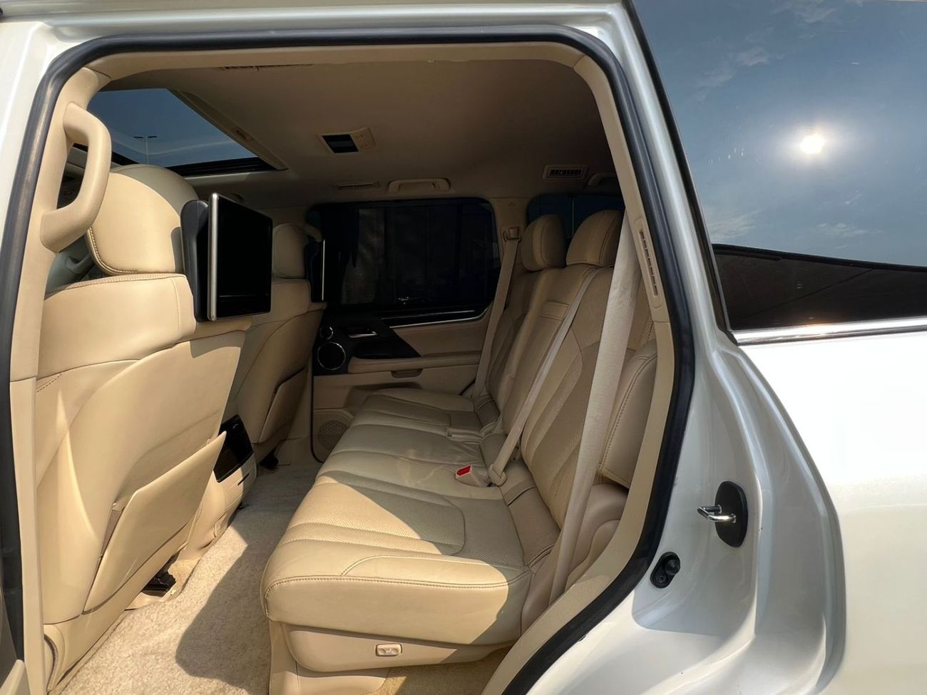 لكزس LX 570 Platinum 5.7L