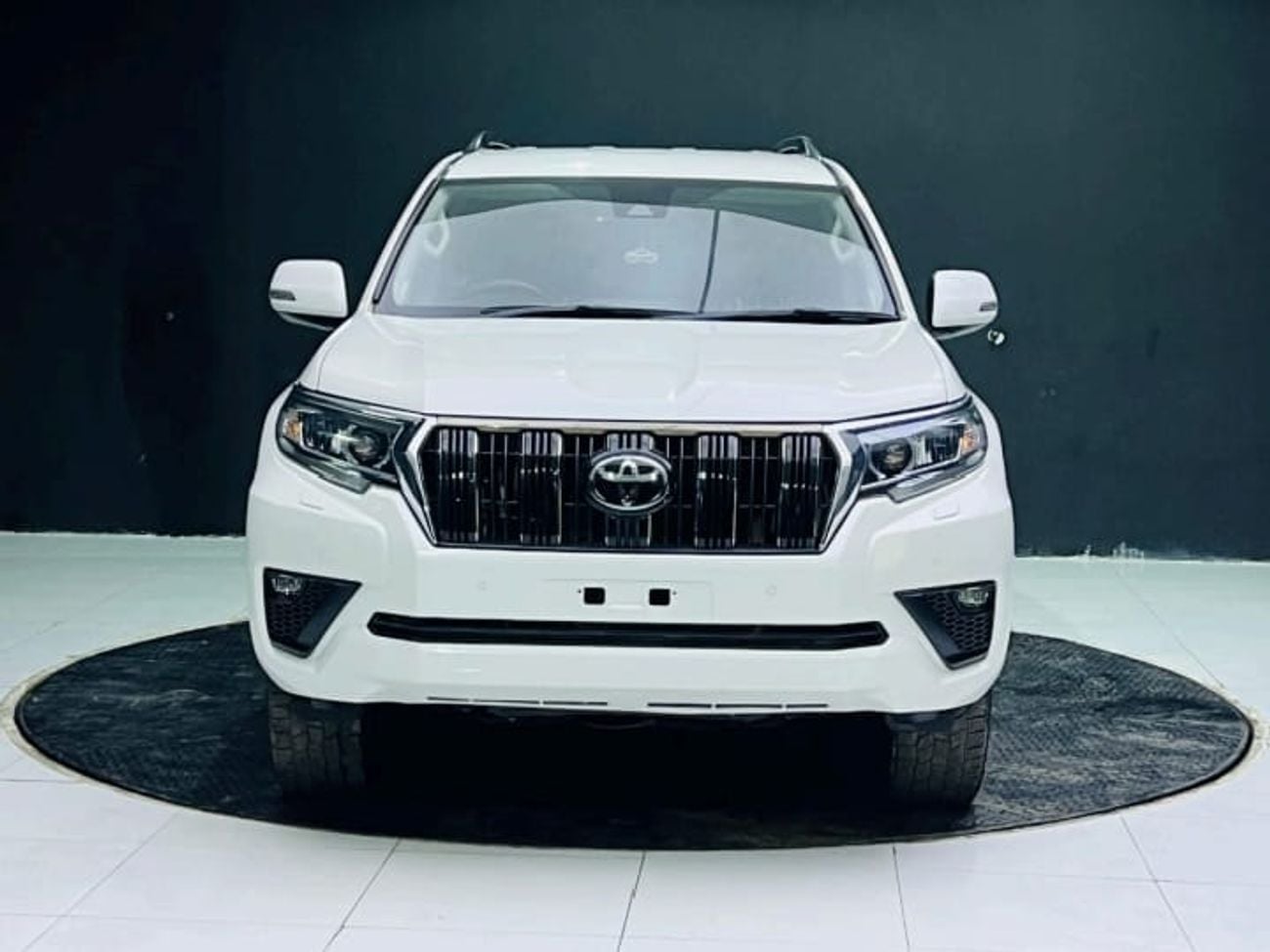 تويوتا برادو TX.L-2.8L-Diesel-RHD-4WD-Australian specs-Automatic-4 Cylinders-7 Seats-5Doors