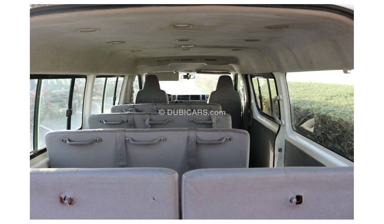 Toyota Hiace TOYOTA HIAC MIDROOF 2010 ( 15 PASSENGER ) PETROL ENGINE