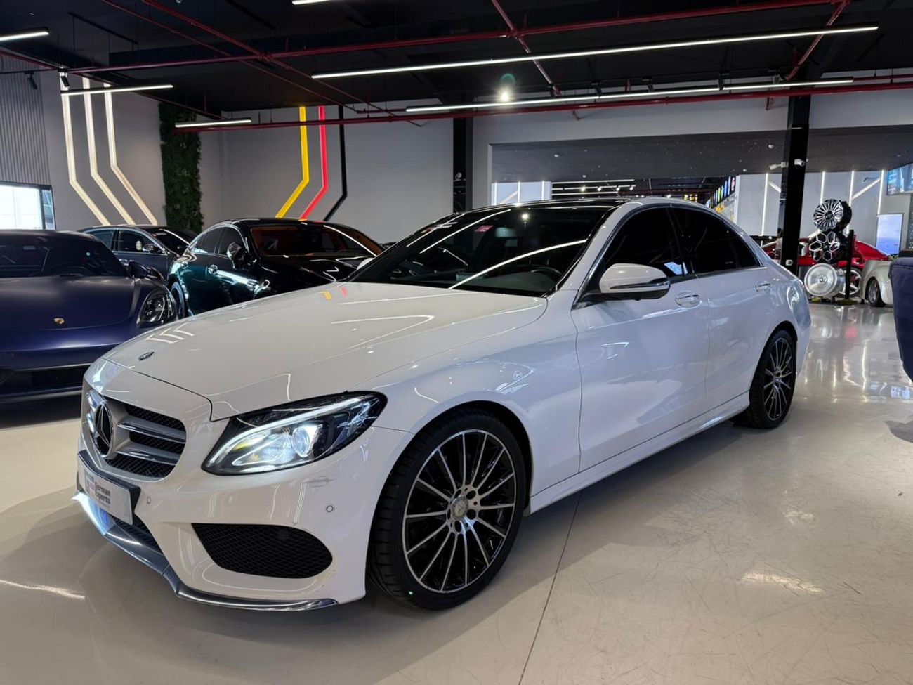 مرسيدس بنز C 200 2017 Mercedes-Benz C200 - GCC - Good Condition -Full service History available