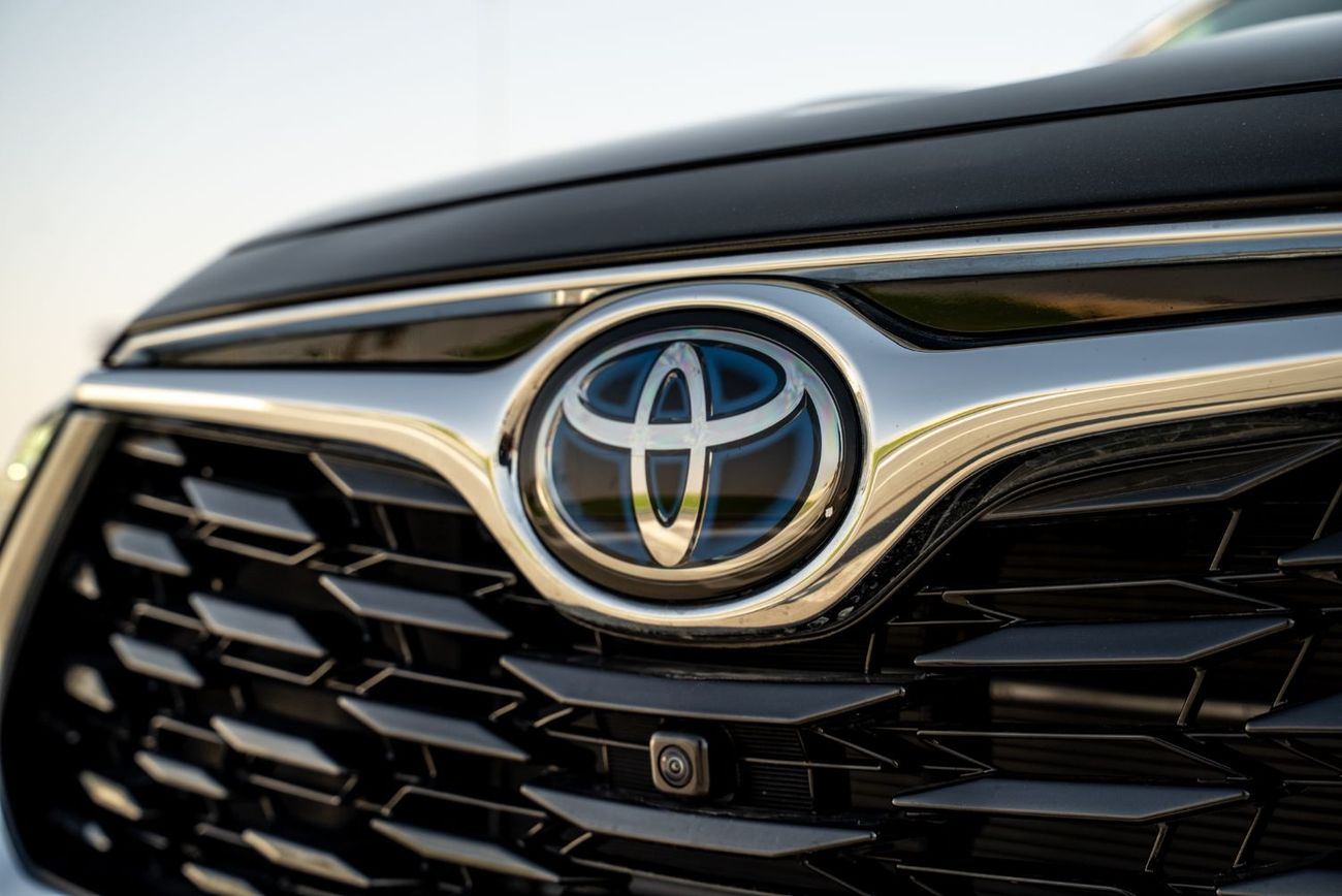 Toyota Highlander VXR 2.5L Hybrid 2023 Agency Warranty Full Service History GCC