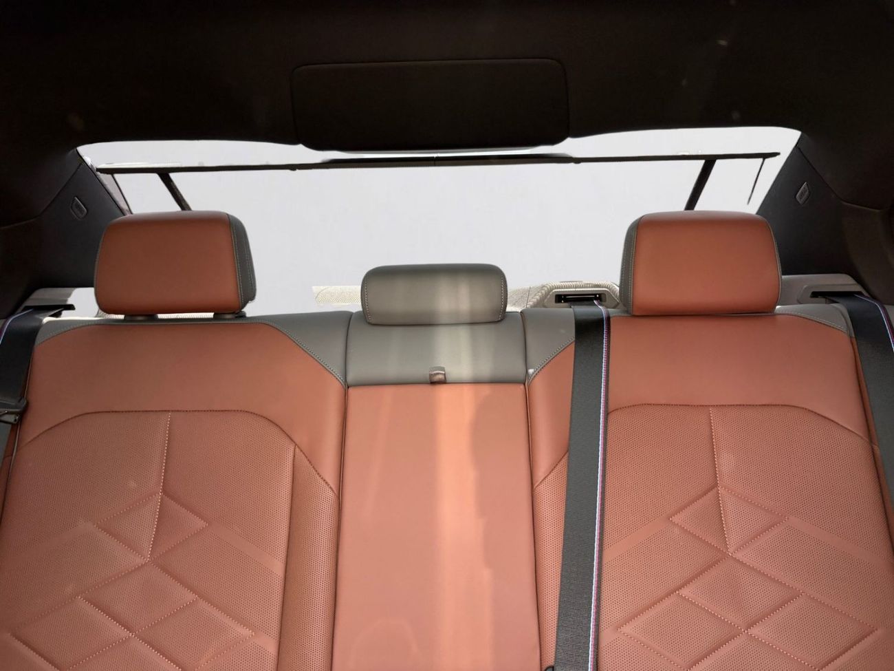 BMW i5 M60 XDRIVE INDIVIDUAL (L · None - Electric Cyl · Automatic · Electric · Sedan · All Wheel Drive · 5 Seats · 4 Door) AED 4,640 P.M | 0% DOWN PAYMENT | BMW i5 M60 xDRIVE | DUAL MOTOR ELECTRIC AWD – 601 HP | FULL AGENCY