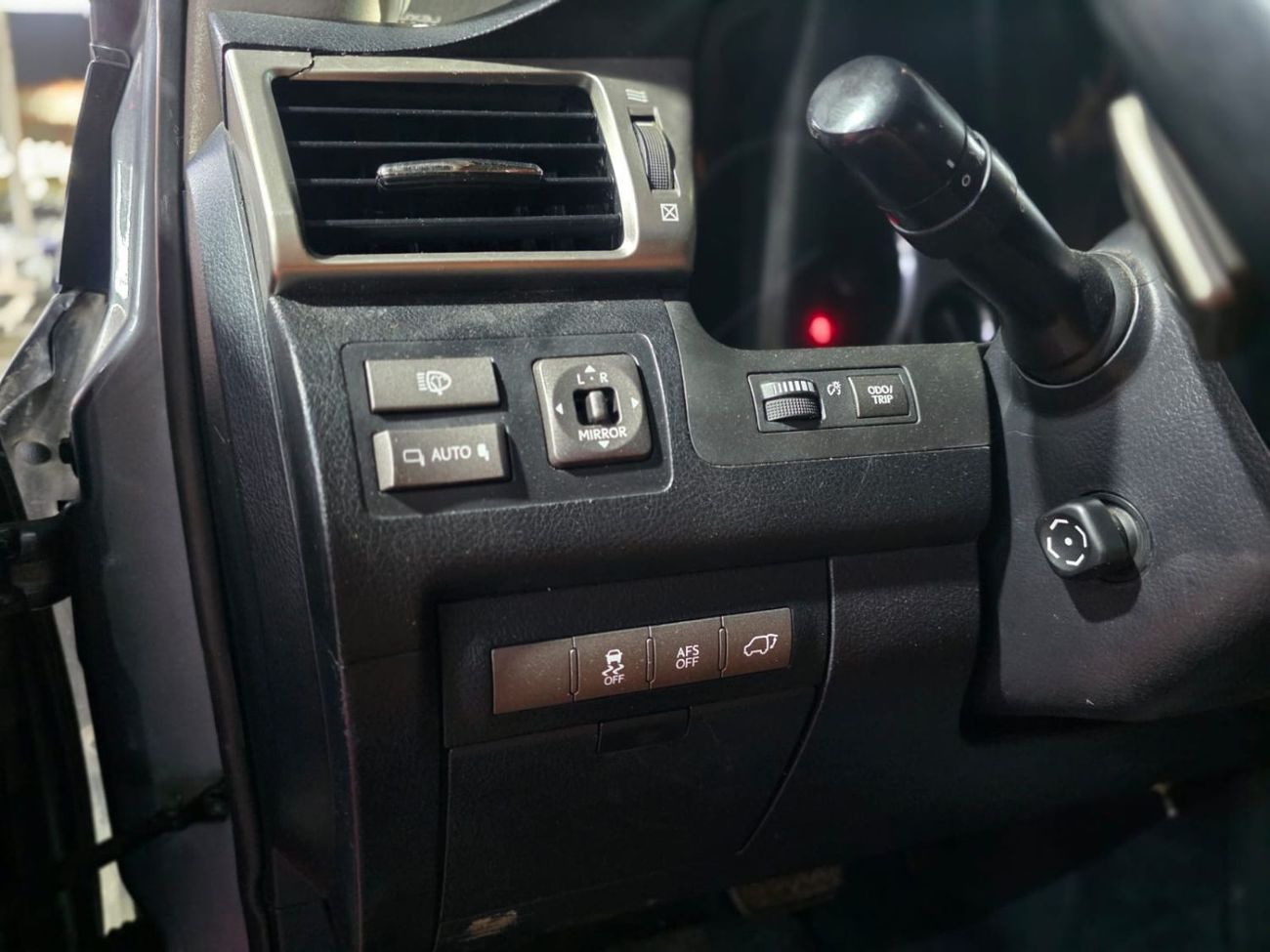 Lexus LX 570 Sport Platinum 5.7L